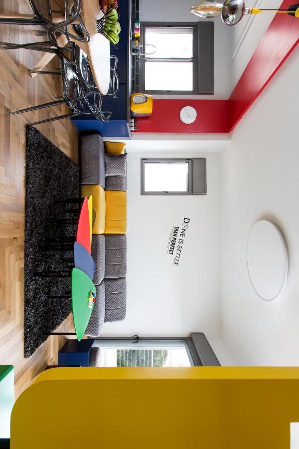 Colorful Bnb Apartment ไฮฟา ภายนอก รูปภาพ