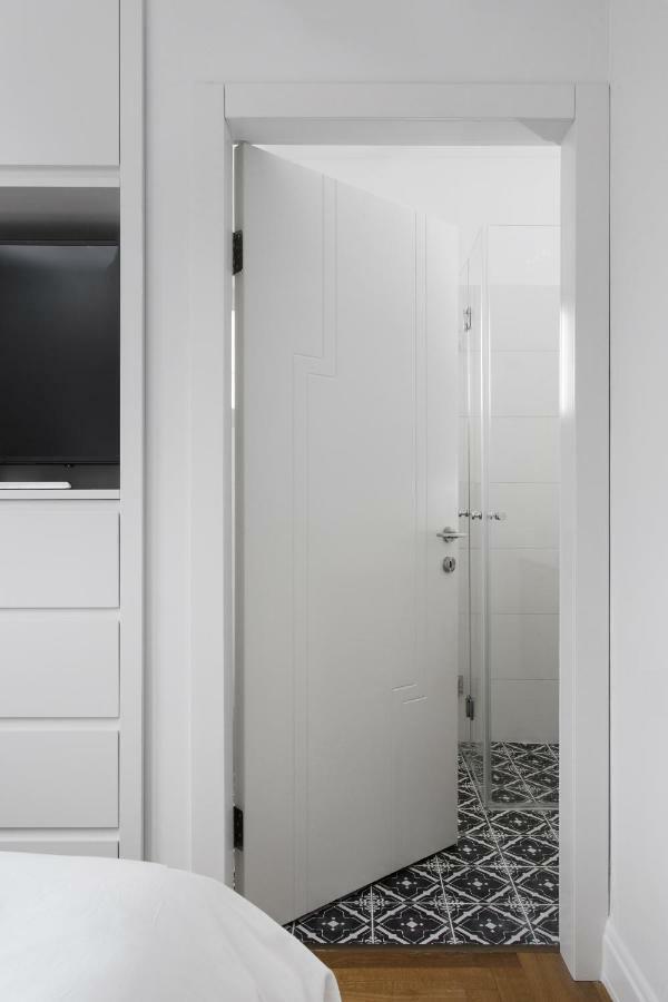 Colorful Bnb Apartment ไฮฟา ภายนอก รูปภาพ