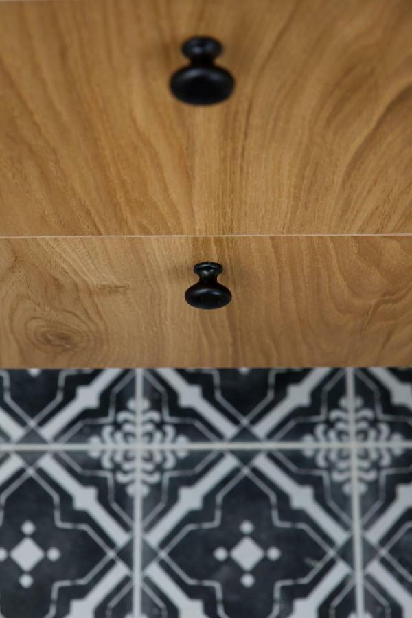 Colorful Bnb Apartment ไฮฟา ภายนอก รูปภาพ